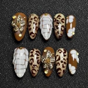 green leopard luxury press on nails with gold accents (copy)